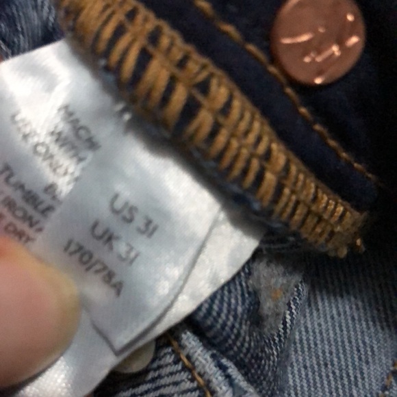 We the Free Jeans-Sz 31 (12)-Cotton-Distressed-Higher Rise-Wider Relaxed Leg-EUC - Picture 12 of 16